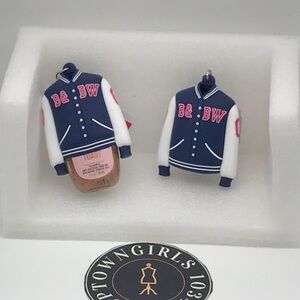 BATH AND BODY WORKS VARSITY JACKET POCKETBAC HOLDER   NWT